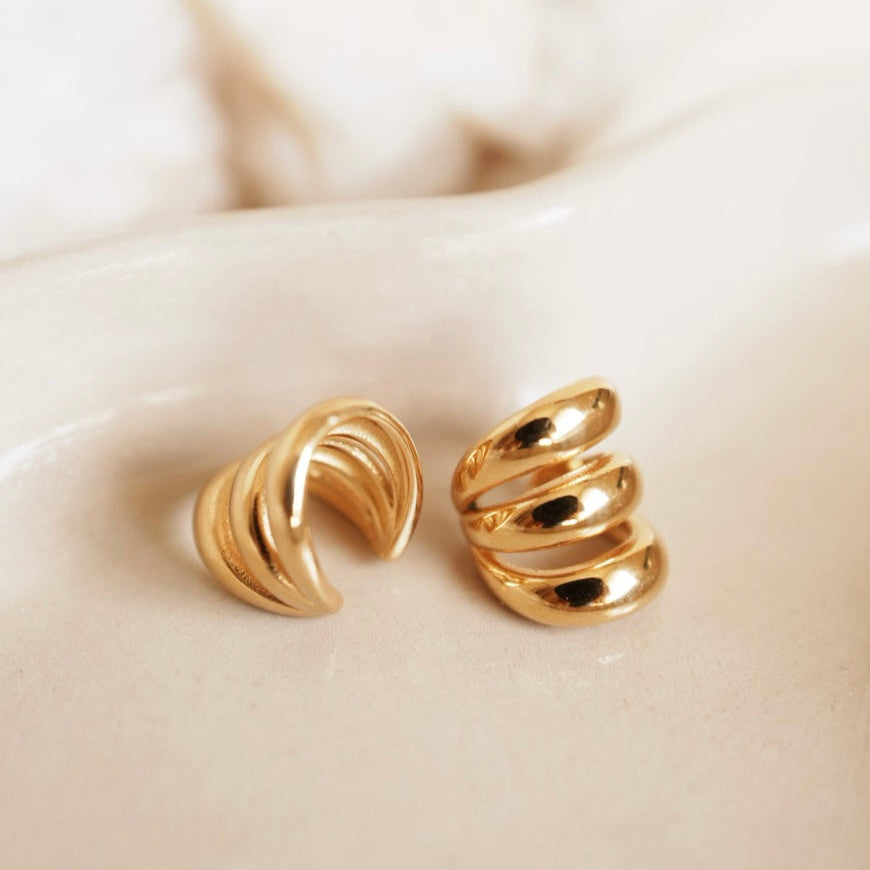 TESSA
- acero inoxidable 316L oro 18K waterproof