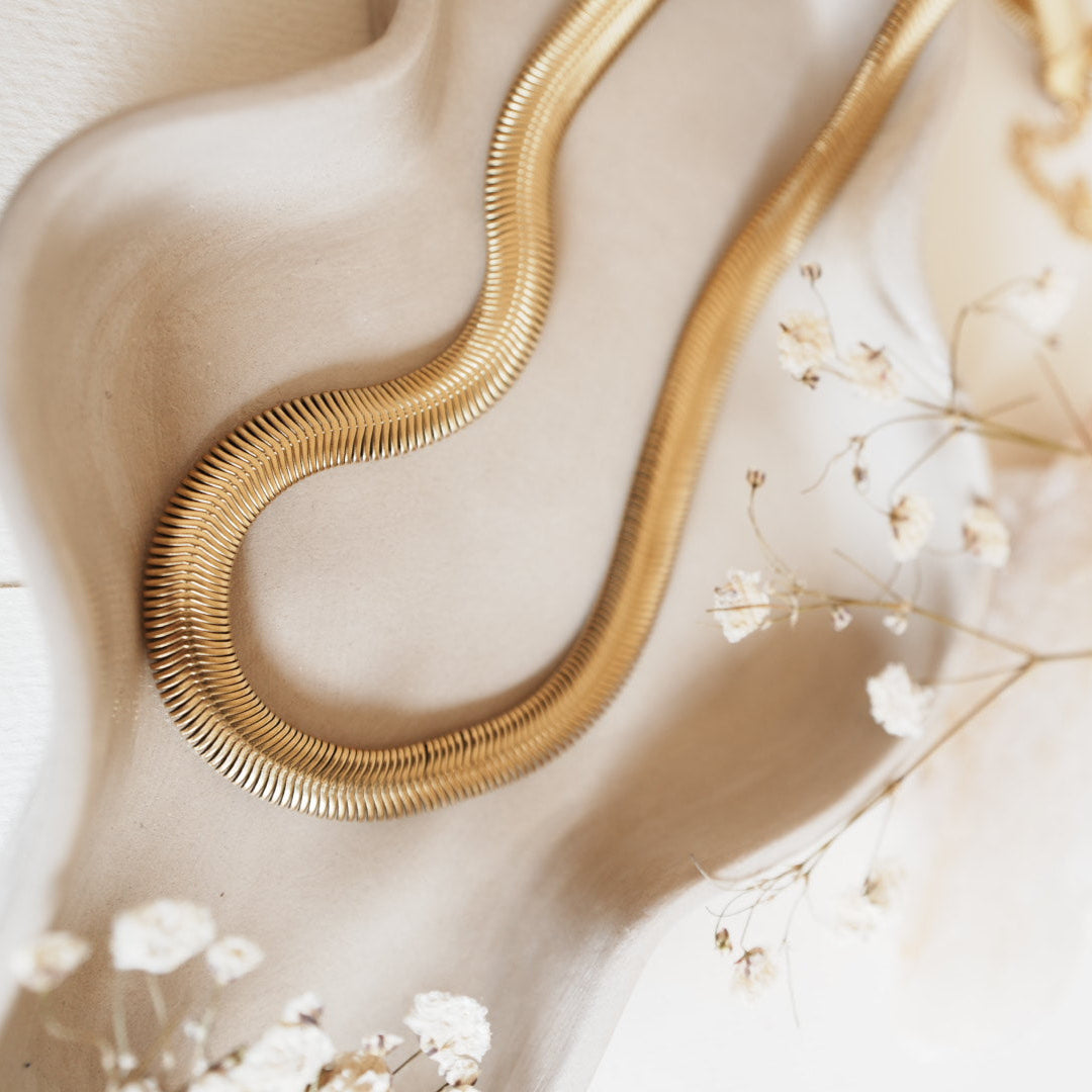 GRAZIA
- acero inoxidable 316L oro 18K waterproof